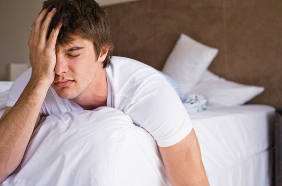 Cơ thể mệt mỏi, khả năng sinh lý giảm sút là biểu hiện của suy thận