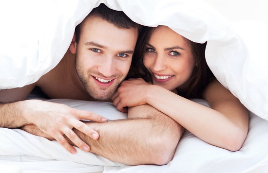 Sinh hoạt tình dục đều đặn giúp làm gia tăng hoocmon Testosterone