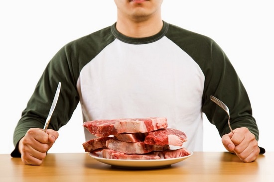 Ăn quá nhiều thịt là 1 trong những nguyên nhân gây sỏi thận
